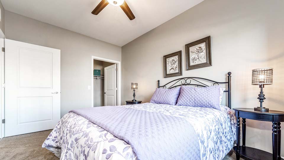08-Master-Bedroom