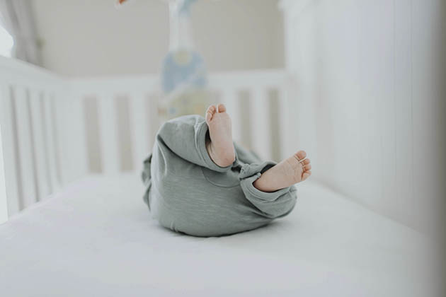 2.1-crib